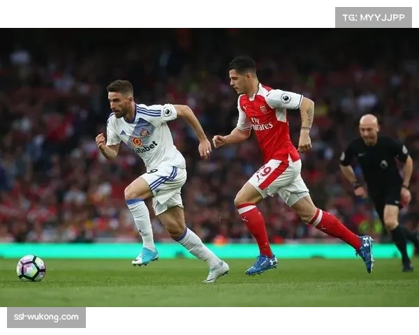 梅里诺远射中梁，桑德兰中场核心展远射能力