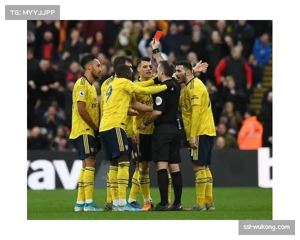 富勒姆迎战诺丁汉森林，保级六分战引爆深夜场